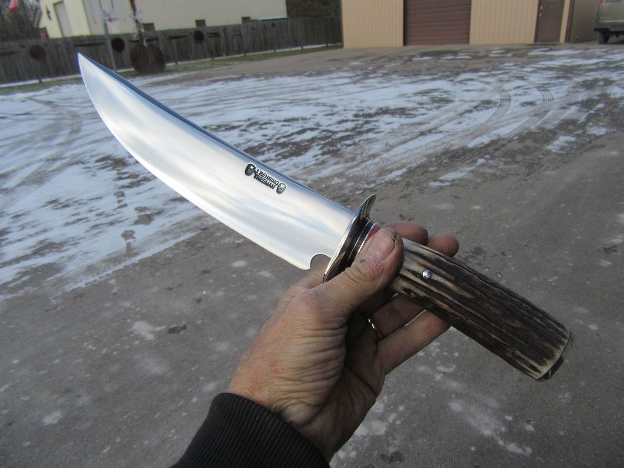             MONSTER XL    J.Behring Double Skull Fighter 10" Blade 