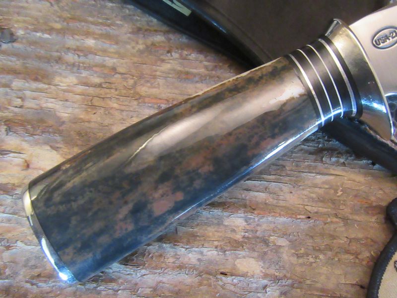                                                   Treeman Knives Ivory Fox River Hunter 