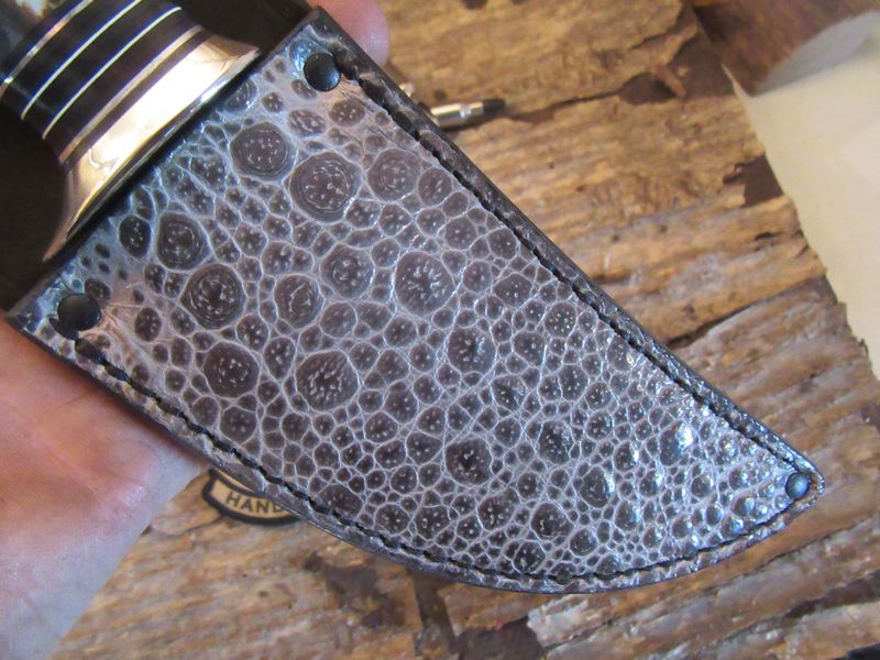                                                   Treeman Knives Ivory Fox River Hunter 